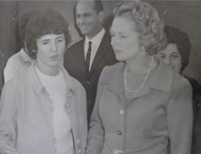 Маргарет Тачър удивена от българското образование преди 45 години