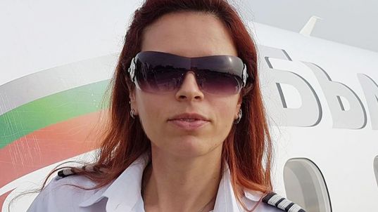 Българка приземи успешно самолет на летище “Хийтроу” по време на силна буря
