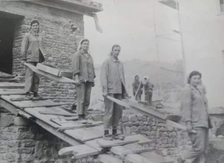 Как са строили своите къщи нашите предци?! (Истинска история от стари българи на село)
