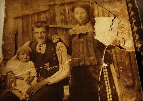 История за човещината на българи от рода на Индже воевода: Заветът на дядо Флори и баба Герга